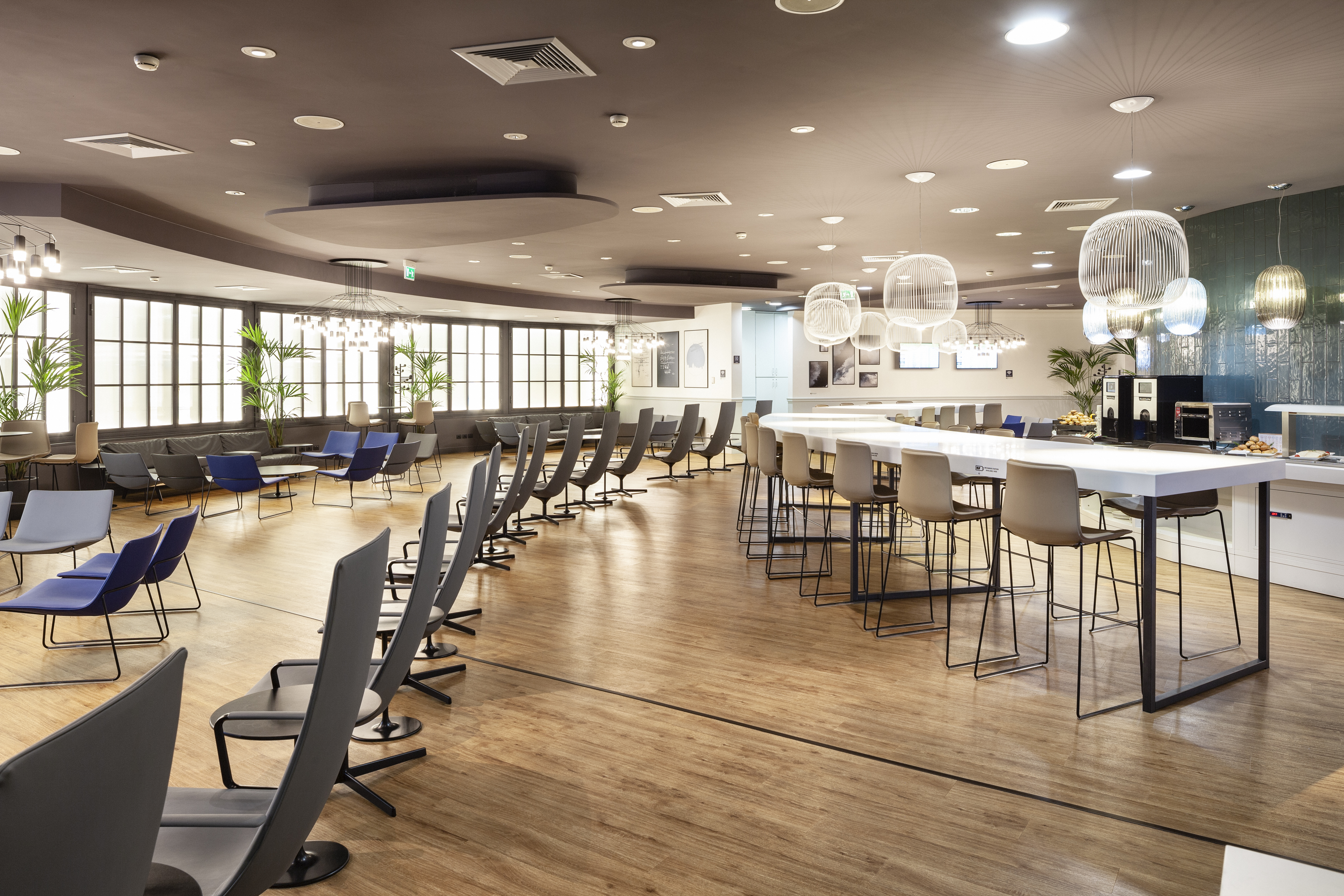 Prima Vista Lounge - Área D (Schengen)